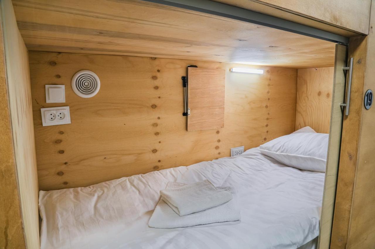 Capsule Hotel Osh Ngoại thất bức ảnh